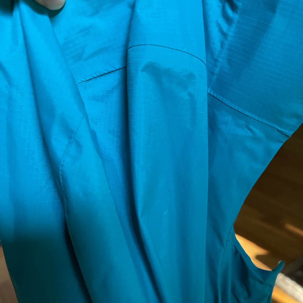 Mountain hardware rain jacket